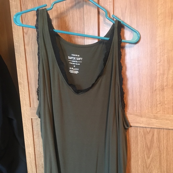 Torrid size 4x olive top - Picture 2 of 3